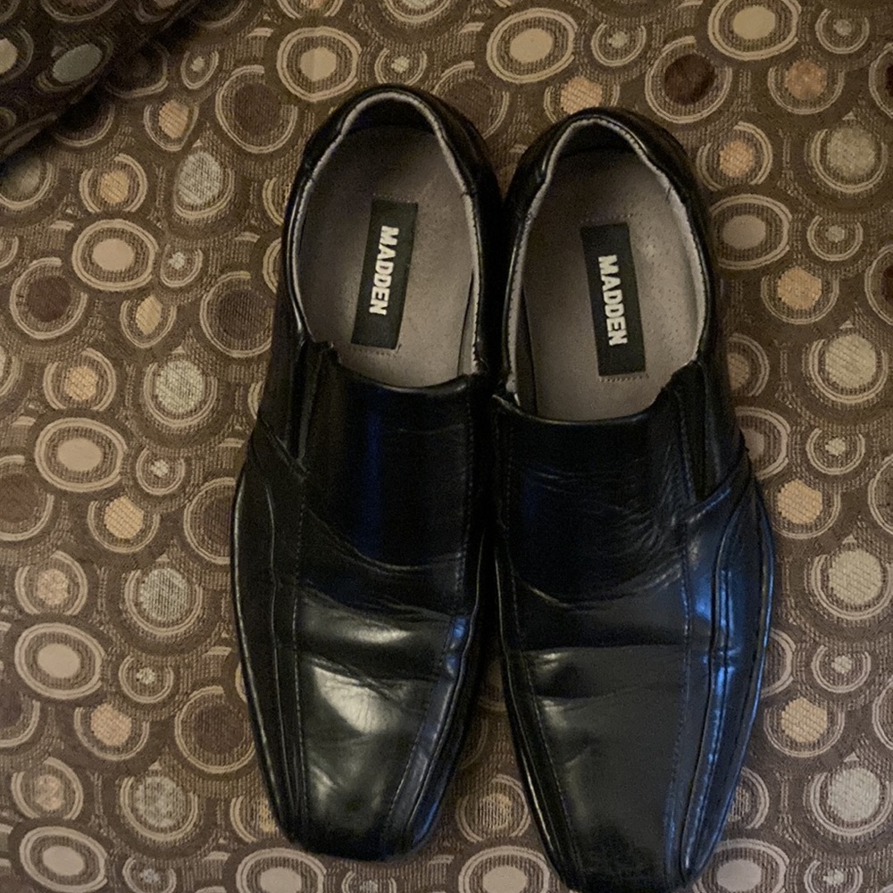 Madden 11.5M, great condition, very rarely worn.